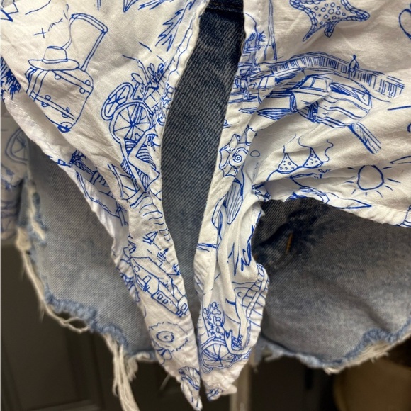 Multiples White and Blue Beach Coastal Printed Women's Top Size Large - Picture 7 of 10